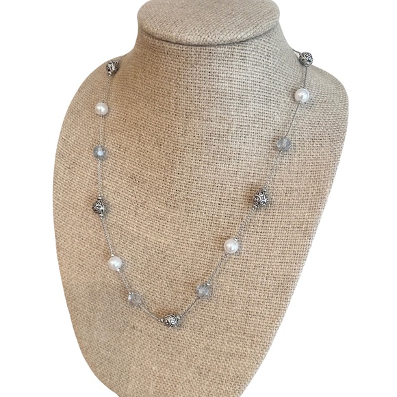 NWT Scroll by Dillards Faux Pearl-Crystal-Silver Necklace - Picture 1 of 8